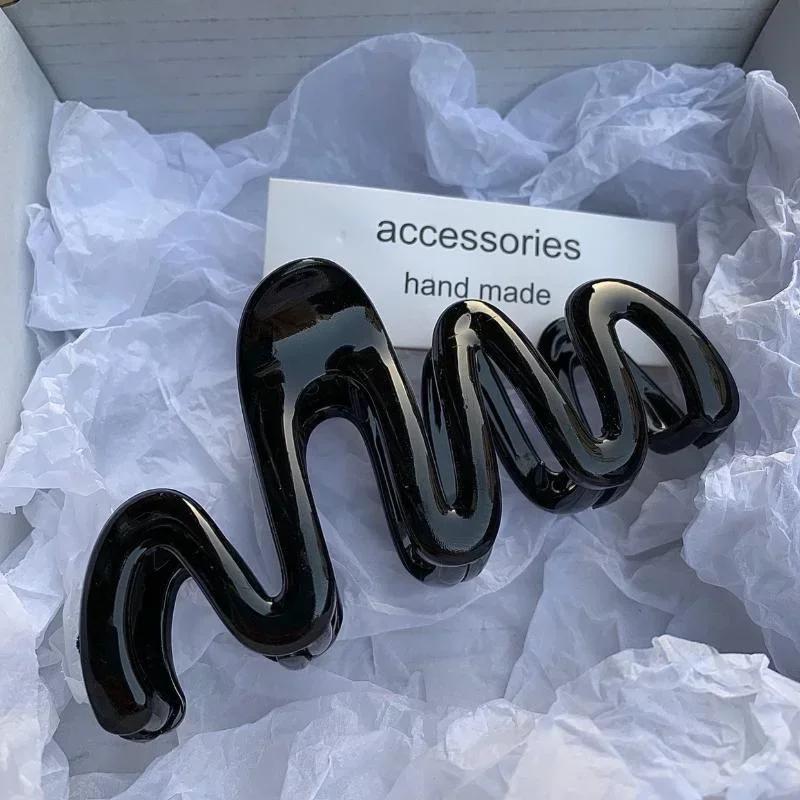 1Pc Pretty Jelly Wave Hair Claw Hairpin Ladies Fashion Temperament Women's Korean Sweet Simple Irregular Elegant Headwear Gifts