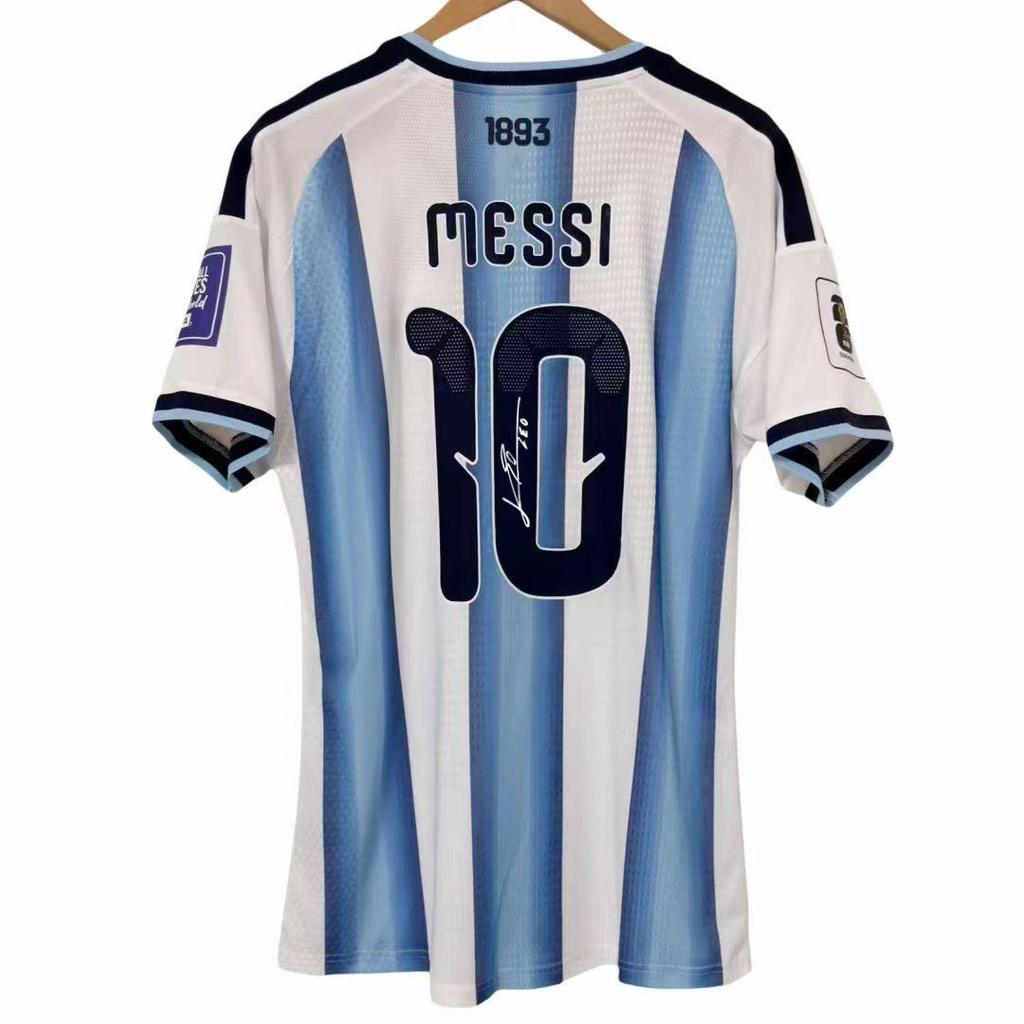 Podepsané retro fotbalové dresy: Real Madrid, Barcelona, Argentina, Portugalsko, Arsenal, Chelsea, Inter Milán, Manchester City Edice.
