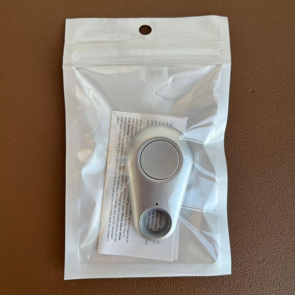 Smart Bluetooth Anti-lost Tracker & Two-way Alarm Key Chain