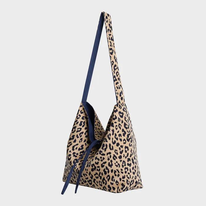 Plain Easy Reversible Shoulder Bag - Leopard Beige