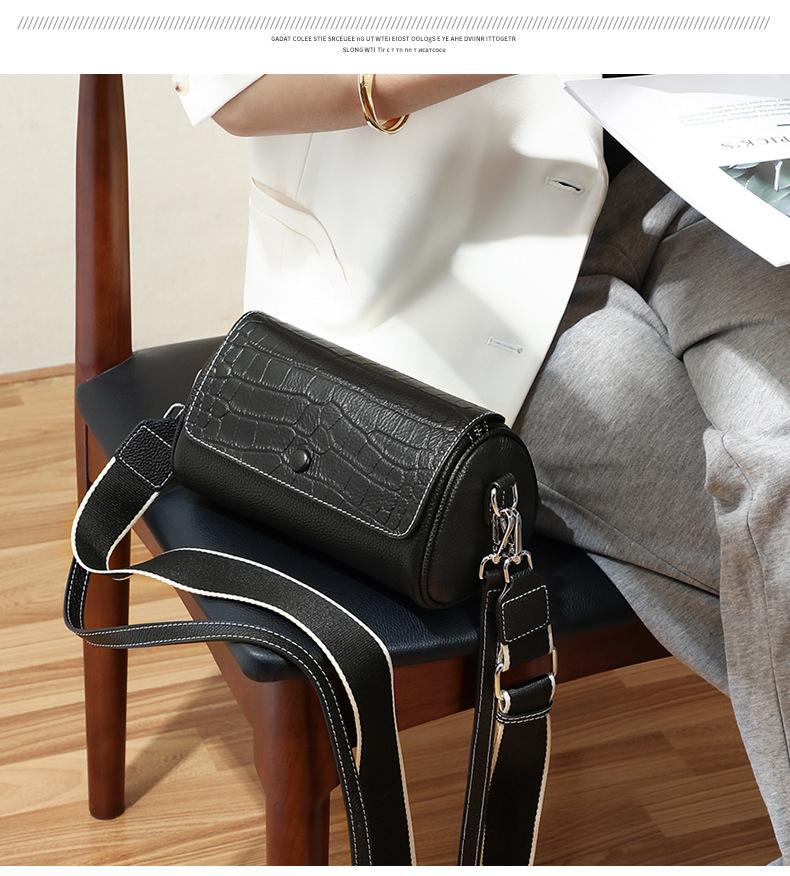 

Bag Women S Bag Messenger Bag Wholesale Leather Small Bag Fashion Versatile Niche Shoulder Bag Tide