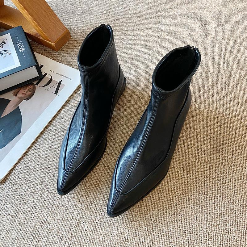 6810-1 French Pointed Short Boots Women's 2025 New Autumn and Winter Single Boots Fashion Thick Heel Thin Boots Martin Boots