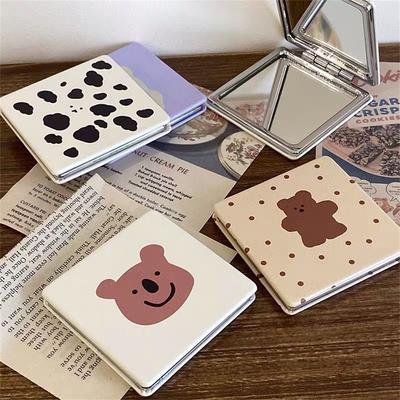 Vergrößerungs-Make-up-Spiegel Mini Quadratischer Doppelseitiger Klappspiegel Handspiegel Stehender Waschtischspiegel Taschenspiegel Mädchen Frauen