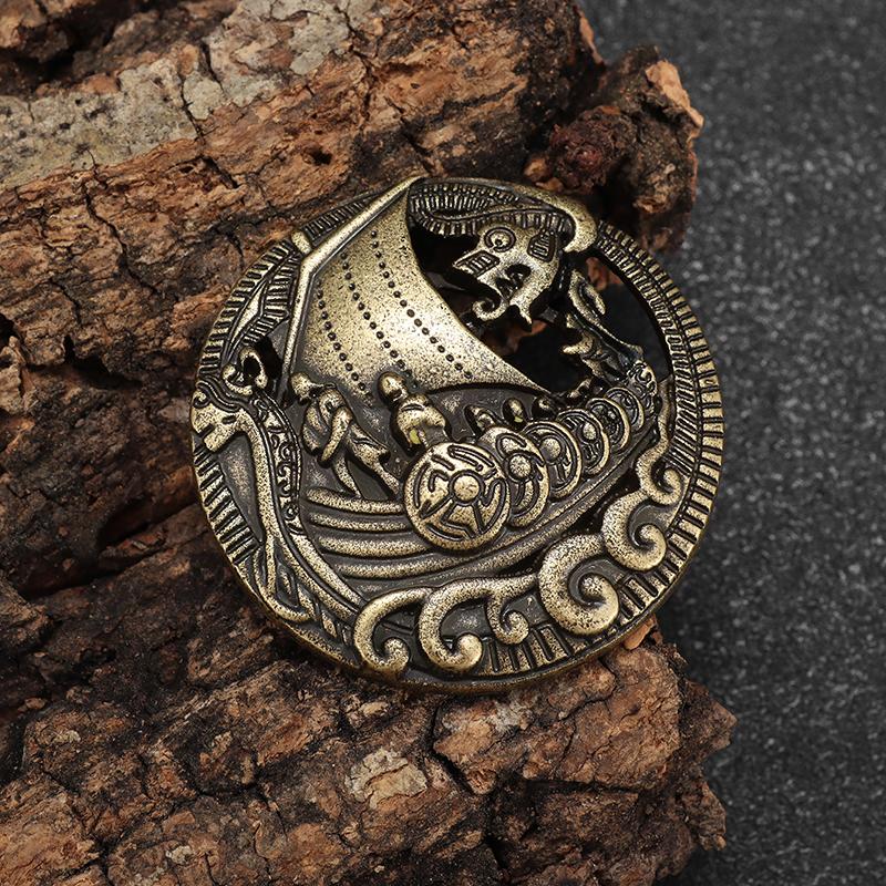 Retro Celtic Warship Brooch Men's Punk Trend Amulet Jewelry Motorcycle Riding Lapel Pin Accessories