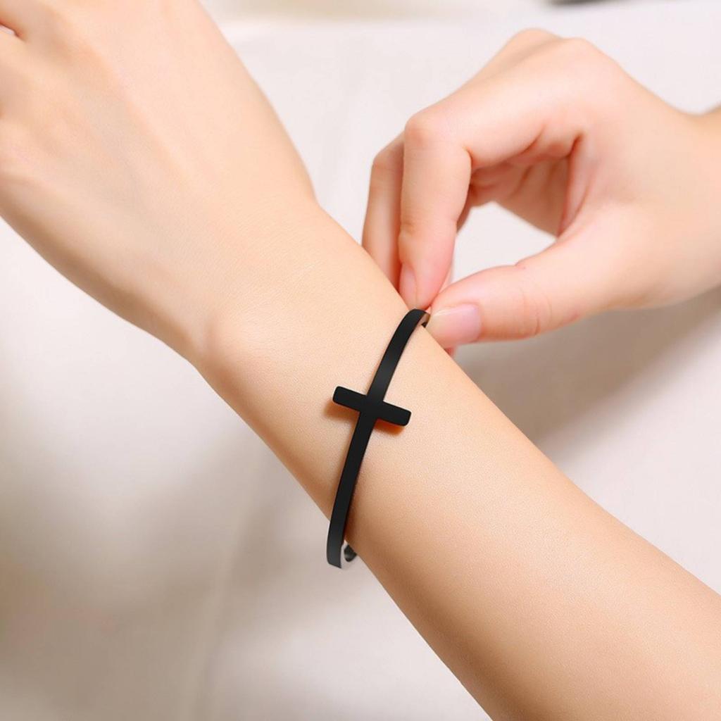 Christian Cross Bracelet Stainless Steel Cuff Bangle for Men Women Praying Catholic Amulet Jewelry Gift