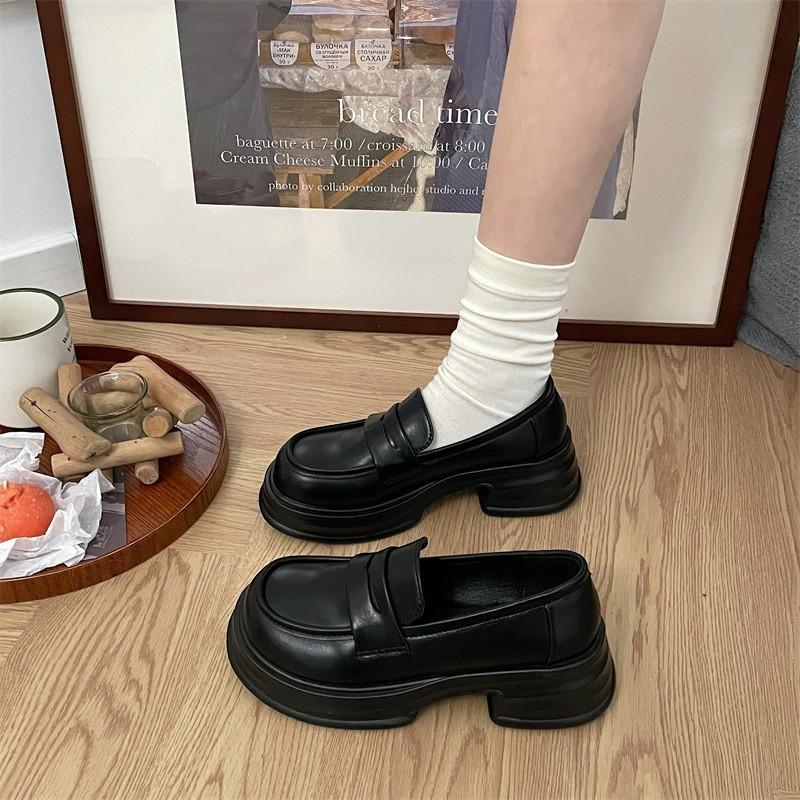 Black Round Head British Style Platform Small Leather Shoes Autumn and Summer 2025 New Thick Heel Women's Shoes Popular Versatile Loafers