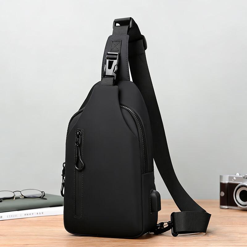 Right Away Men s Casual Crossbody Chest Bag