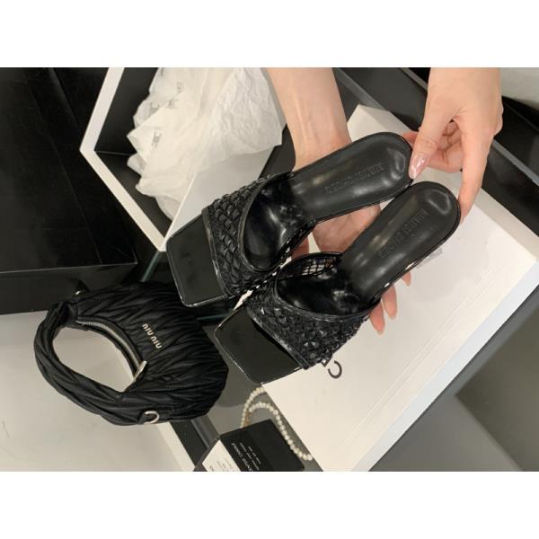 Fashion Shoes Glitter Slides Ladies' Slippers Low Slipers Women Heeled Mules Square Toe Jelly 2025 High Summer Rubber Crystal Rome Fabri