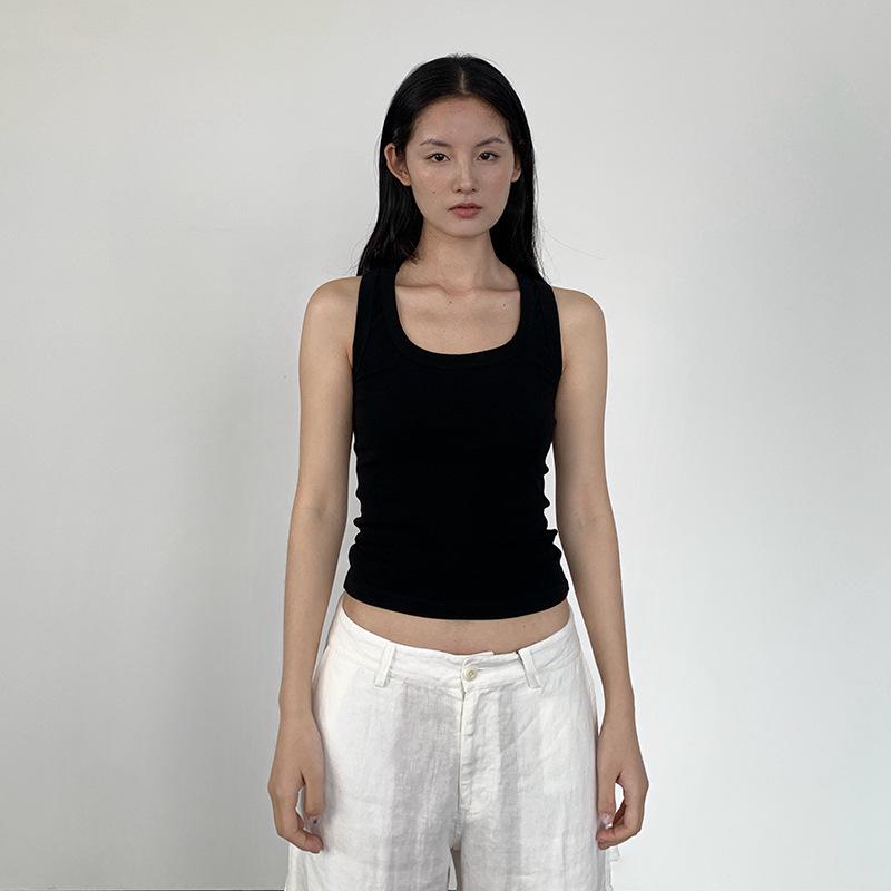 

Women s U-Neck Tank Top: Cover Underarm, New Style, Sexy Slim Fit, High Elasticity for a Flattering Look. Versatile Camisole. Black (Pre-order 15 working days)