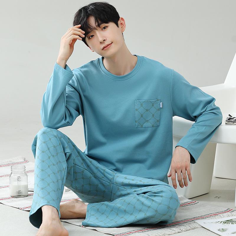Men's Spring/Autumn Modal Pajama Set: Round Neck Pullover with Long-Sleeve Top and Trousers, Suitable for Outdoor Wear and Sports Style.