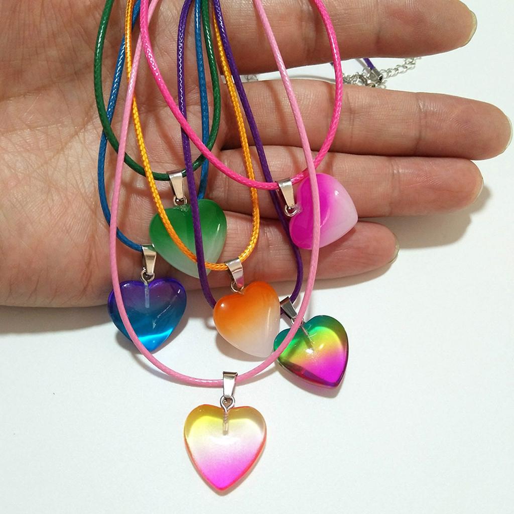 5 szt. Kryształowy Wisiorek Serce z Otworem Breloczek do Plecaka Brzoskwiniowe Serce z Otworem Biżuteria DIY Rzemiosło Kobiety Nastolatki