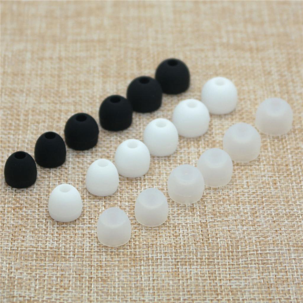 12PCS   6 Pairs Replacement Earbuds Ear Tips Ear Buds Silicone Tips for In Ear Headphones 3 Sizes Small Medium Large