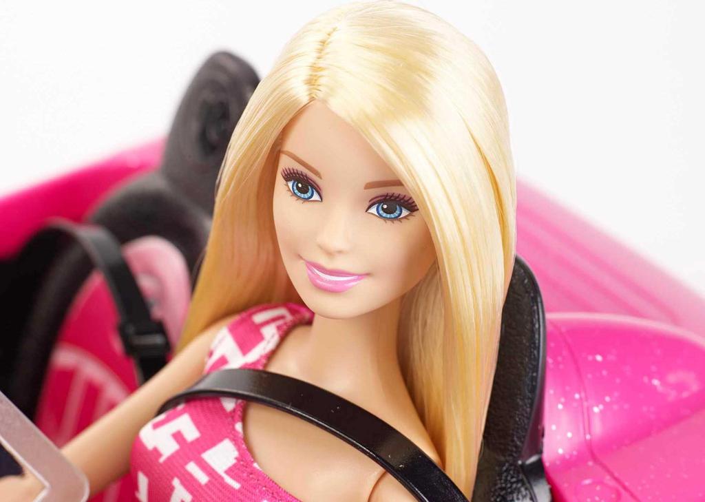 Barbie und das niedliche rosa Auto und Zubehör 3 und DJR55 [Verkleidungs-Puppe/Fahrzeug] [Puppe enthalten] [Altersempfehlung]