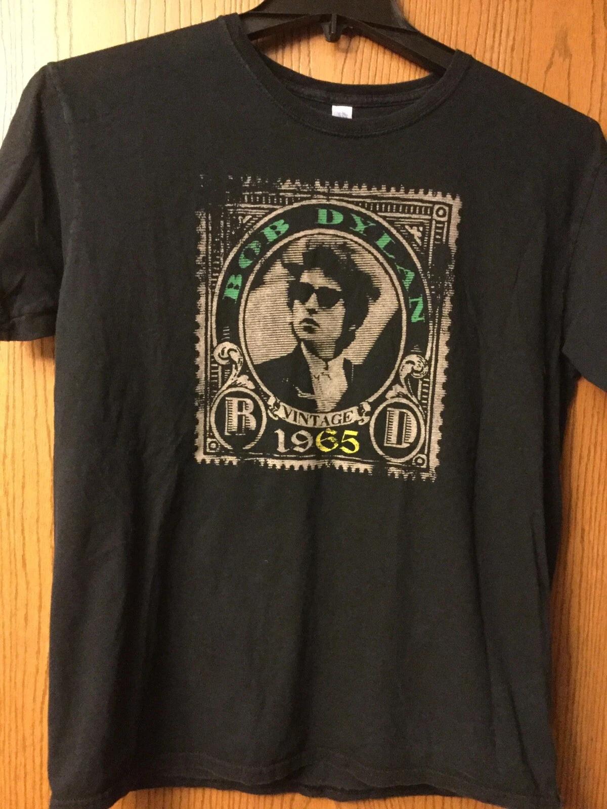 

Bob Dylan. Black Shirt. L. M