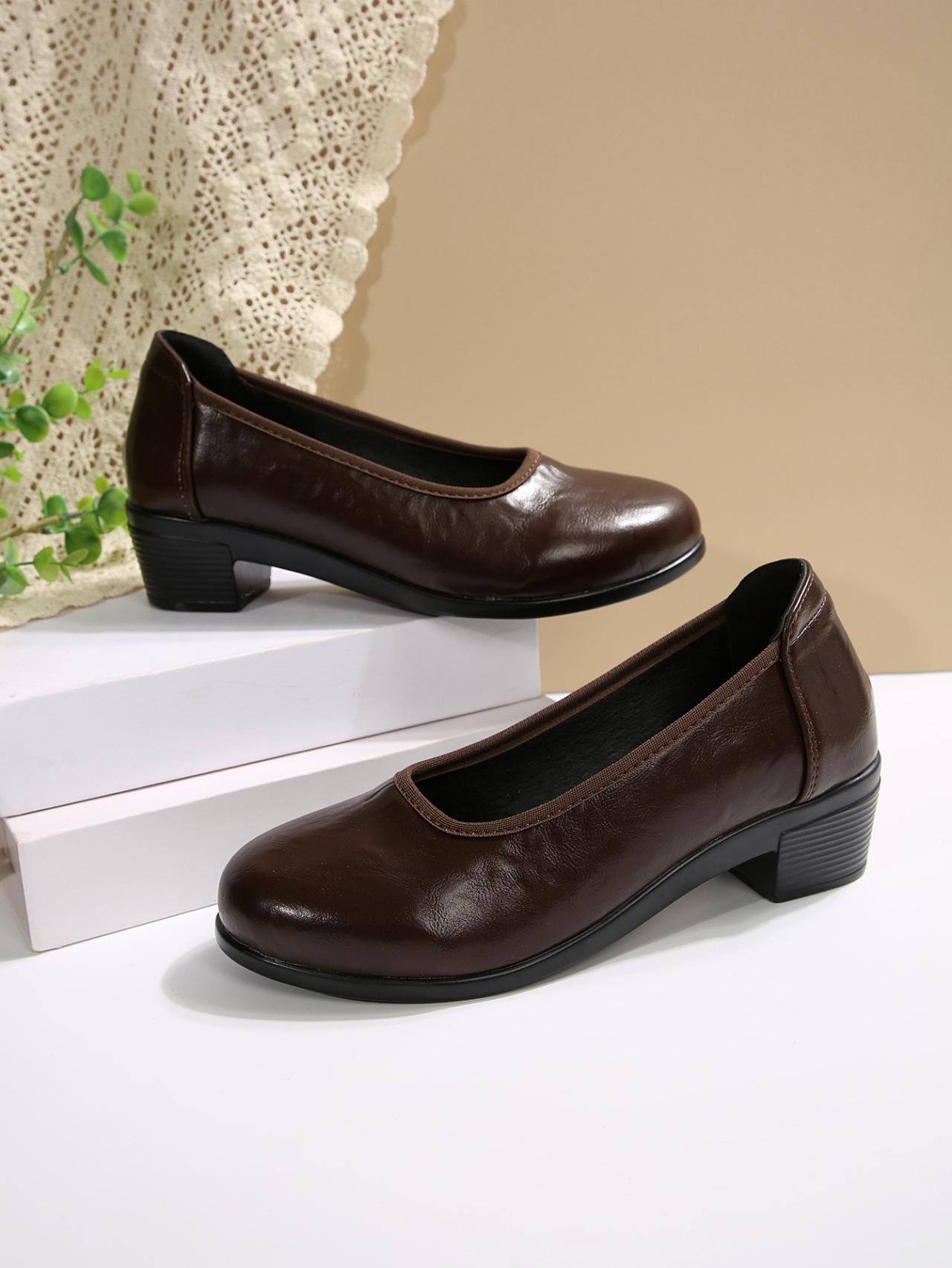 

Профессиональная обувь на толстом каблуке, Платье из мягкой кожи, Инструментальная обувь на плоской подошве, Стюардесса, Женская обувь для мам среднего возраста JQ 42 коричневый