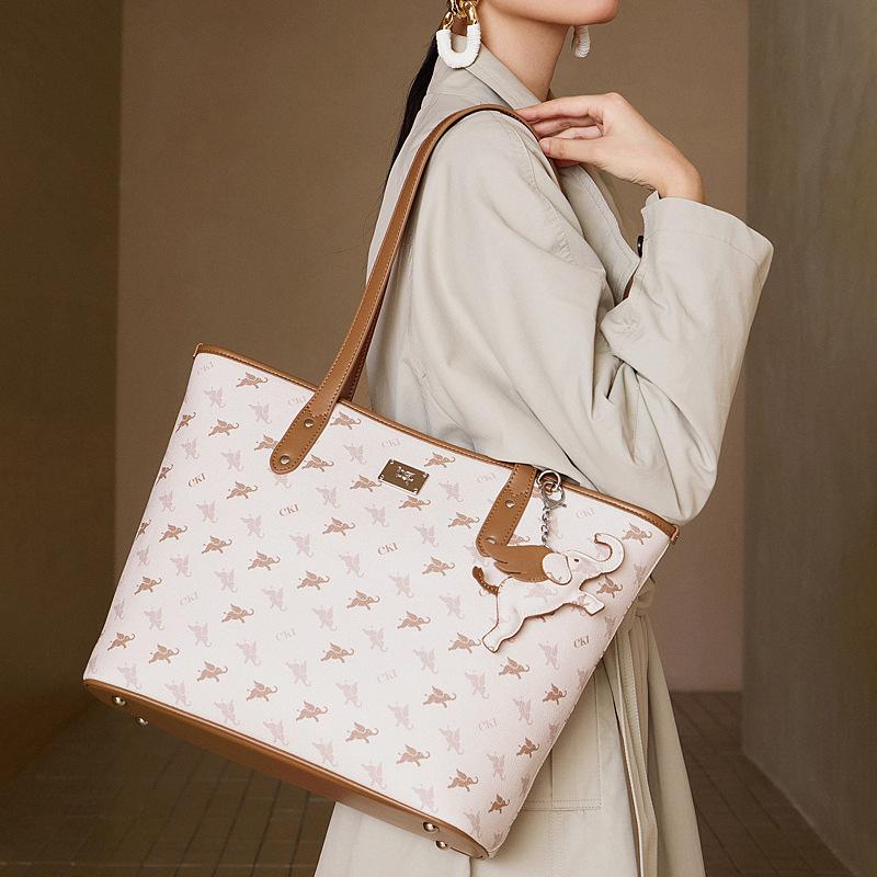 Spring Large Tote Bag Flying Elephant Printing Large Capacity Shoulder Bag Design Copyright Premium Handbag