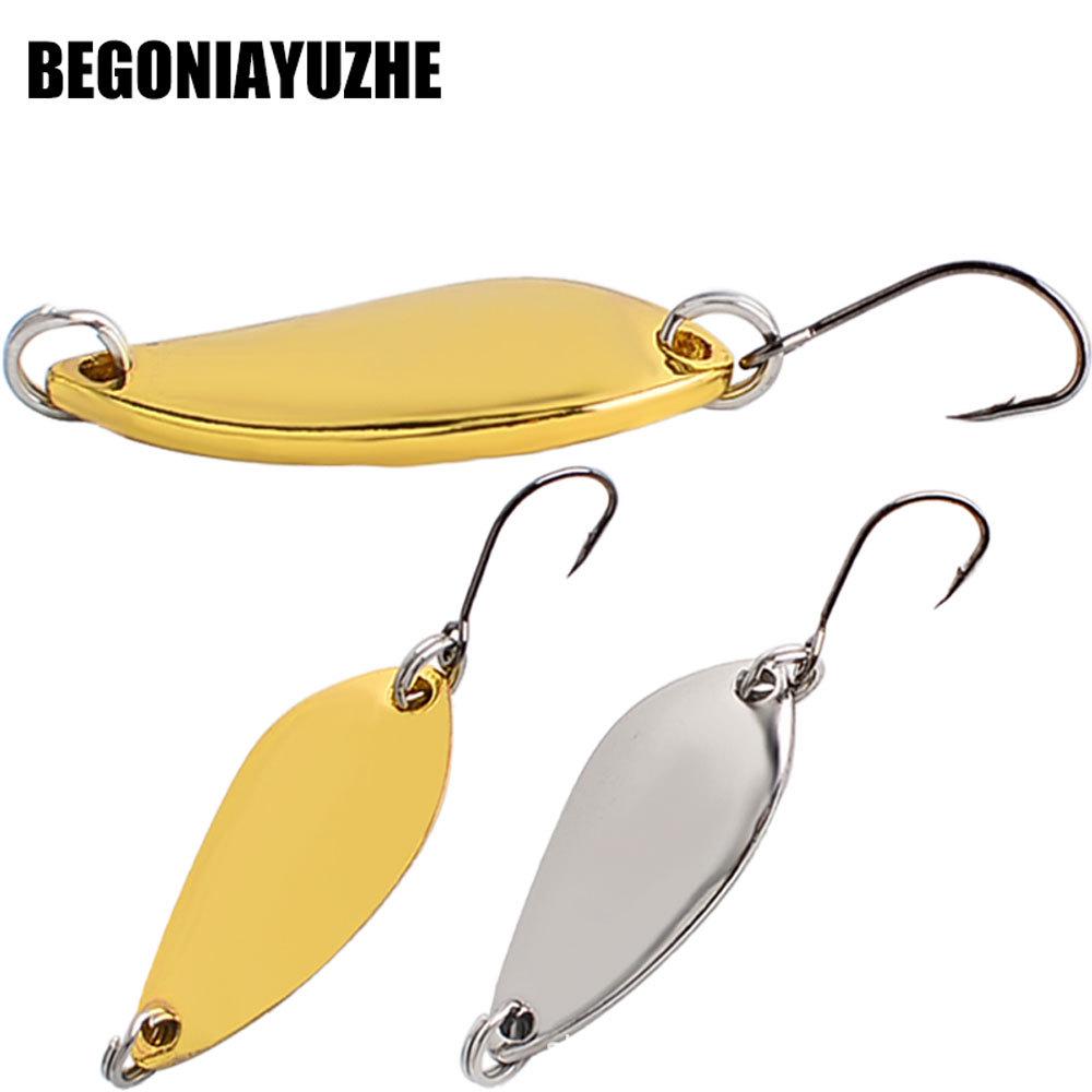 Glossy Tinplate Willow Leaf Lure with Single Hook for Minnow, Aspius, and Catfish.