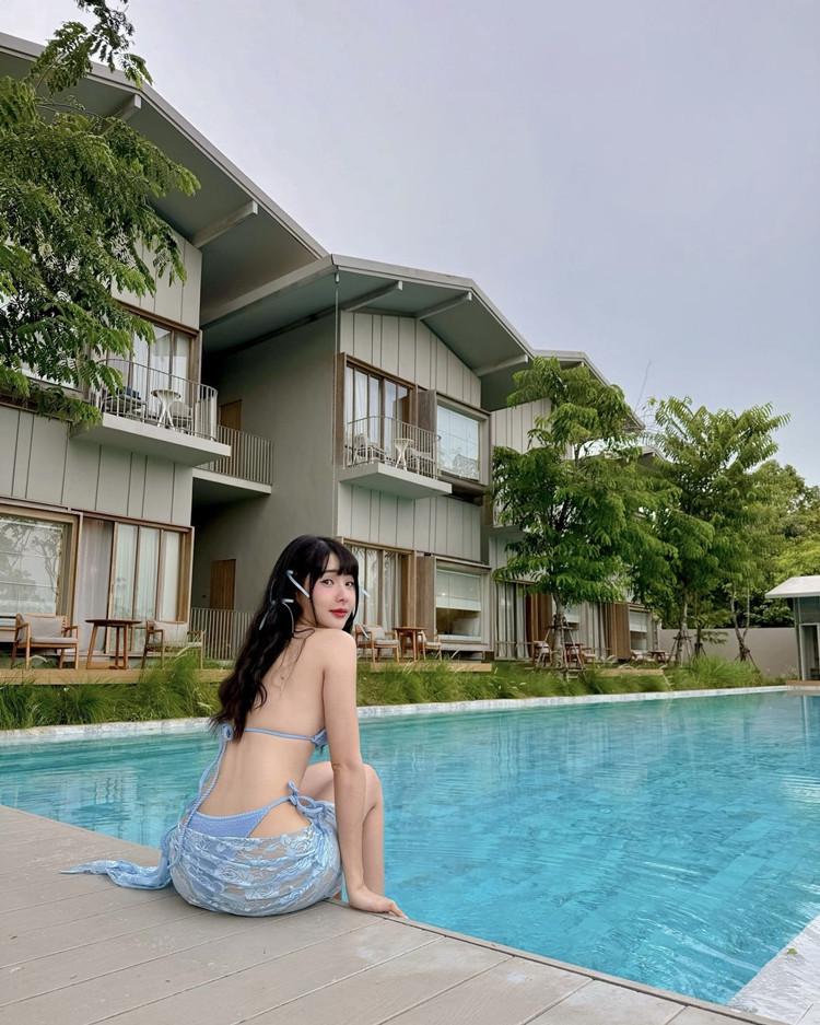 Korea 2025 Hot Spring Three-Piece Bikini Set - Sexy, Small Chest Gathering Swimsuit with Pure Desire Design