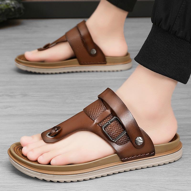 2025 Summer New Fashionable Versatile Sandals Thick-soled Shit-stepping Middle-aged Dad Sandals Travel Outdoor Beach Shoes