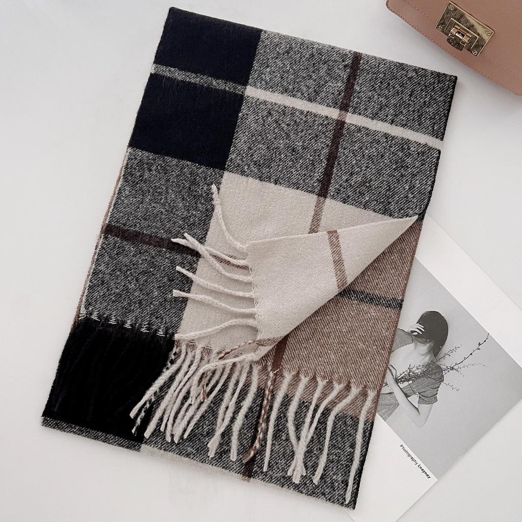 Stylish Design Classic British Imitation Cashmere Scarf Women Men Autumn Winter Plaid Warm Fringed Mufller Female Couple Scarf