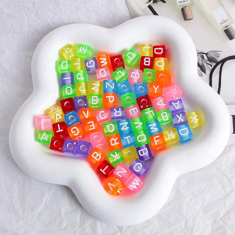 Acrylic Letter Beads for DIY Jewelry: Colorful Crafting Accessories for Keyrings, Bracelets, and More