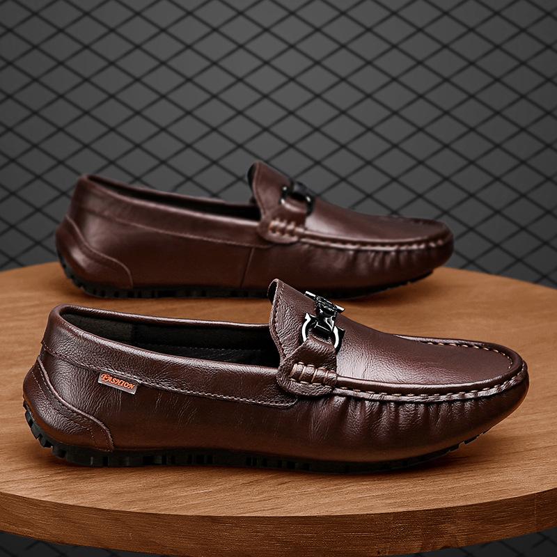 Mocassini Casual Estivi in Pelle da Uomo 2024: Scarpe Slip-On Morbide, Traspiranti, alla Moda