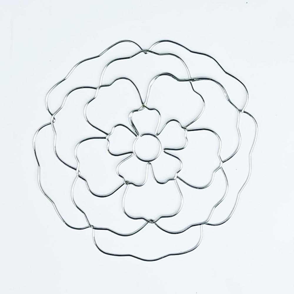 Foldable Metal Laser-Cut Floral Arrangement Grid – Trending Flower Arranging Aid