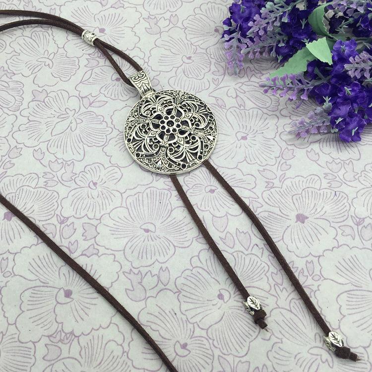 

Retro ethnic style handmade Tibetan silver flower long necklace, ancient silver pendant fringed women s fashion sweater chain accessories