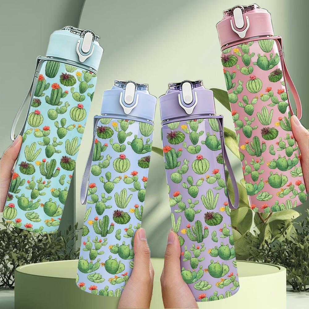 1PC Green Cactus Desert Plant Pattern 750ml Color Plastic Sports Water Bottle Leakproof Flip Straw Lid Suitable for Sports Office Home Use