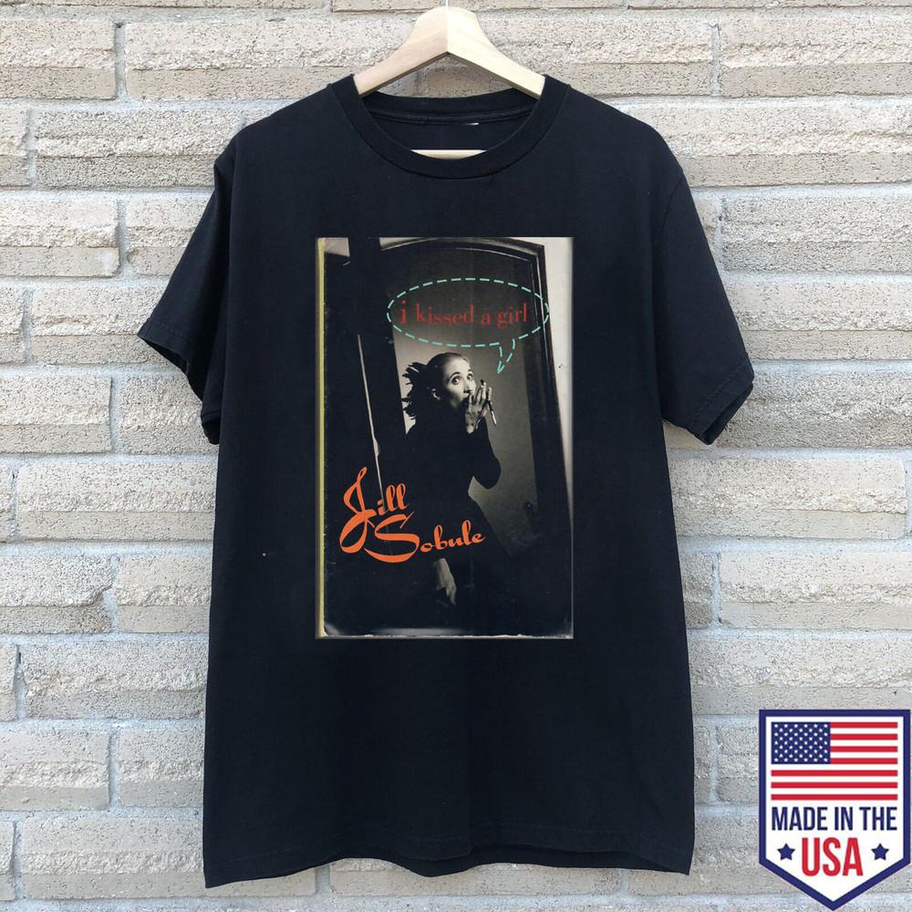 Jill Sobule I Kissed A Girl Legend T Shirt  Unisex T-Shirt M