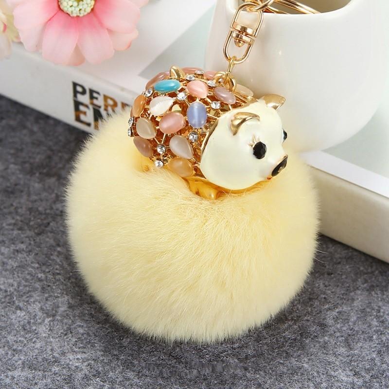 Uroczy breloczek do kluczy świnka wiertarka wodna dla kobiet z kolorowym metalowym wzorem idealny na prezenty