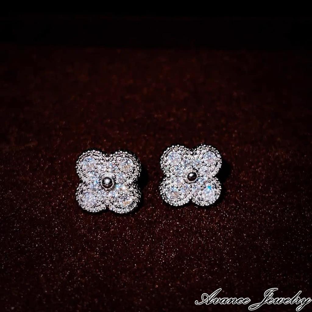 Avance Clover Earrings Necklace - Simple Silver - Popular, Cute, Elegant - Women's (Earrings)