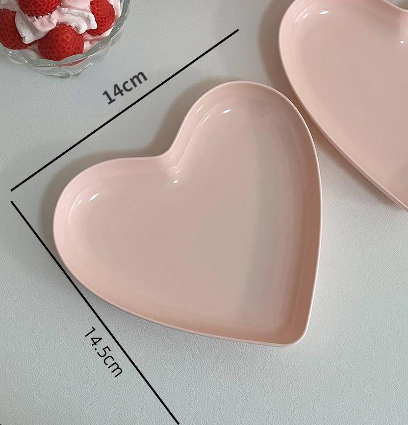 5PCS/1Set Heart-shaped Plates Creative Cake Plate with Tray Bone Dish Dried Fruit Snack Plate Candy Plate Container Snack Plates