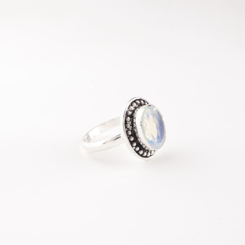 Melkeaktig Opal Edelsten 925 Sterlingsølv Smykker Håndlaget Ring For Kvinners Gave RR-62-18