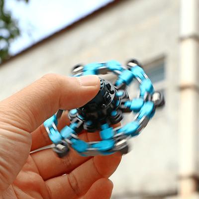 DIY Fingertip Gyro Spielzeug Puzzle Maschine, Kreative Verformung Kette Roboter