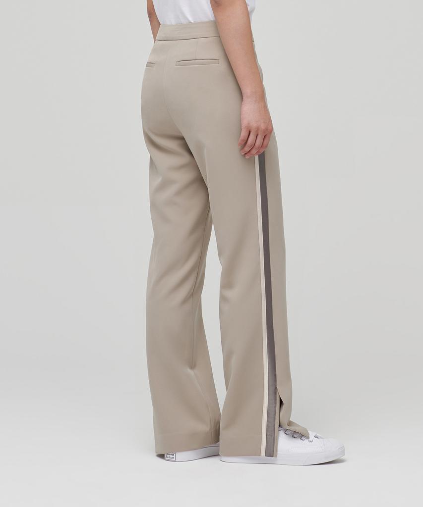 MUSINSA STANDARD WOMAN Women'S Fluid Side Line Semi-Wide Slacks [Beige]