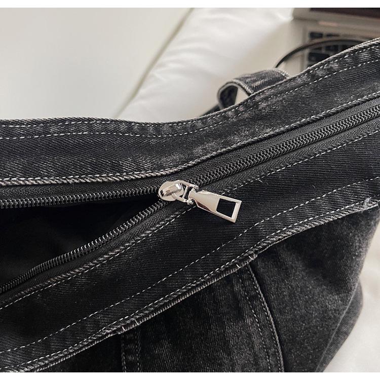 Retro Casual Multi-Pocket Washed Denim Tote Bag - 2025 Trendy Mommy Commute Shoulder Bag