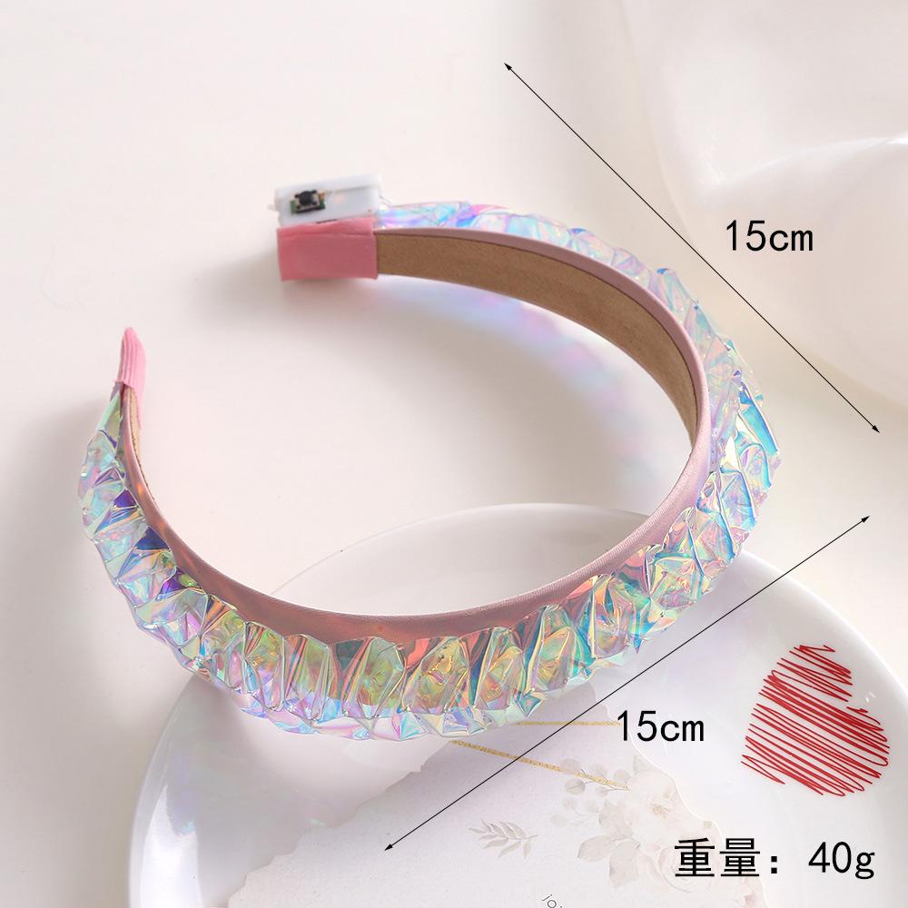 

Light Up Headband Glow in the Dark Glowing Crown Birthday Rave Party Headpiece Hair Accessories for Girls Women Glow Party 1pcs