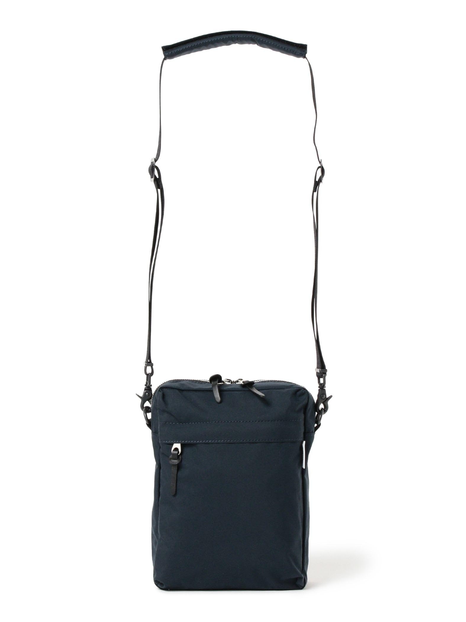 

Beams Plus Canvas Bag [Special Order] Standard Supply Weekend Tall Shoulder Bag, Men s, Navy, Free Size, 38610140131