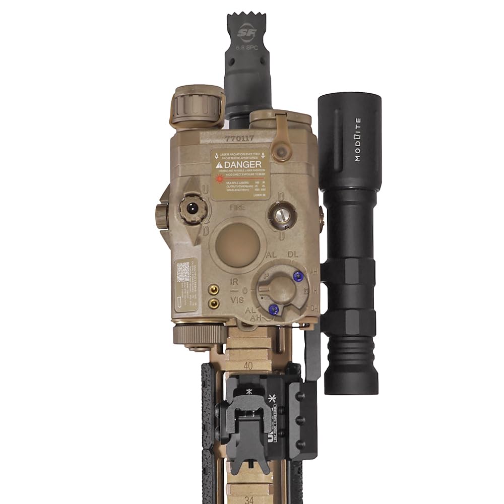 Ryohin Takehin UNITY Type Offset Light Mount Replica for Fusion Micro Hub, Right Offset, Black (LightWing Adapter Right)