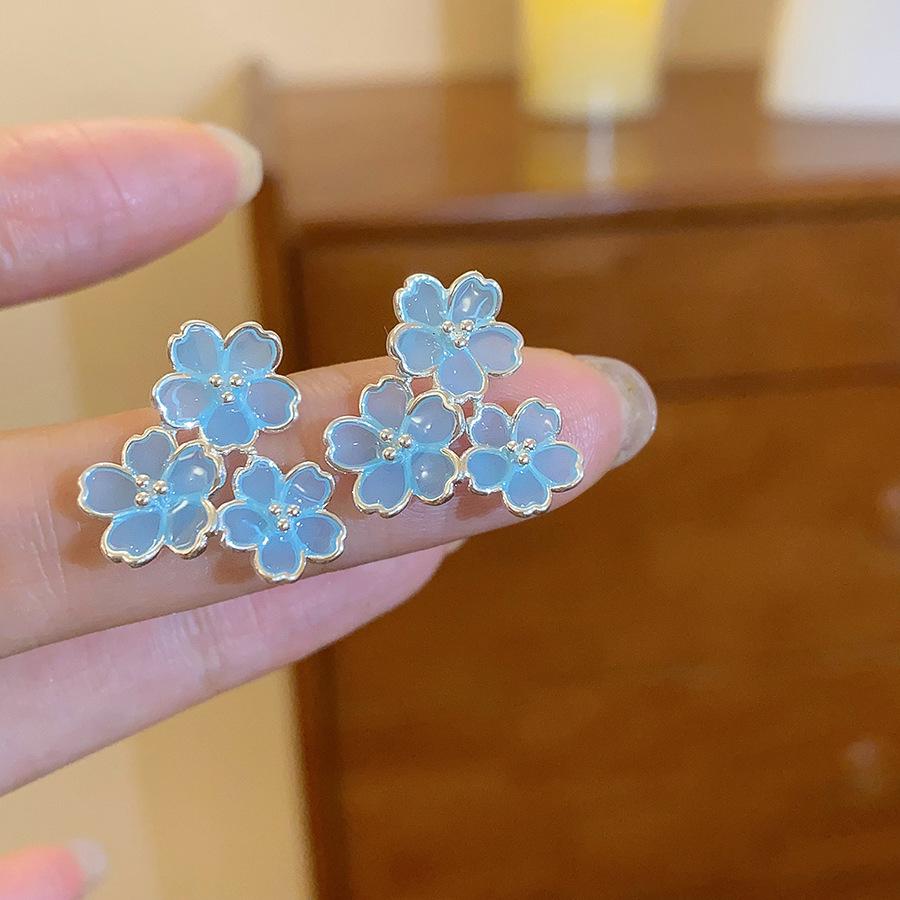 Mori Style Silver Needle Floral Glass Grape Tassel Earrings – Elegant High-End Design