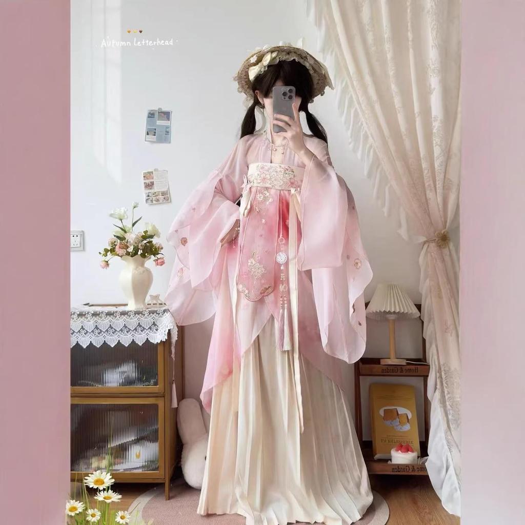 Nouveau Hanfu Dynastie Tang pour Femmes 2026: Ensemble jupe plissée et manches d'eau brodées Qi-Xiong pour un port quotidien Printemps/Été