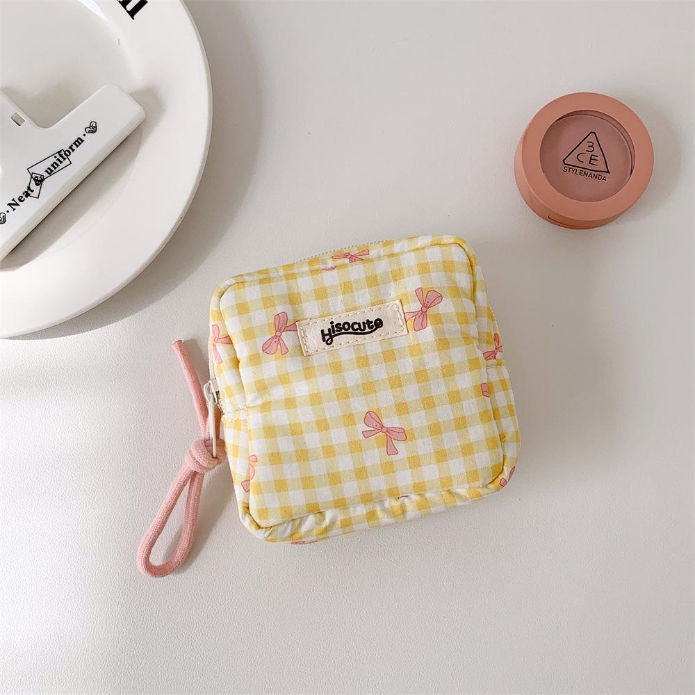 Korean Style Plaid Makeup & Coin Purse with Bluetooth Earphone Storage
