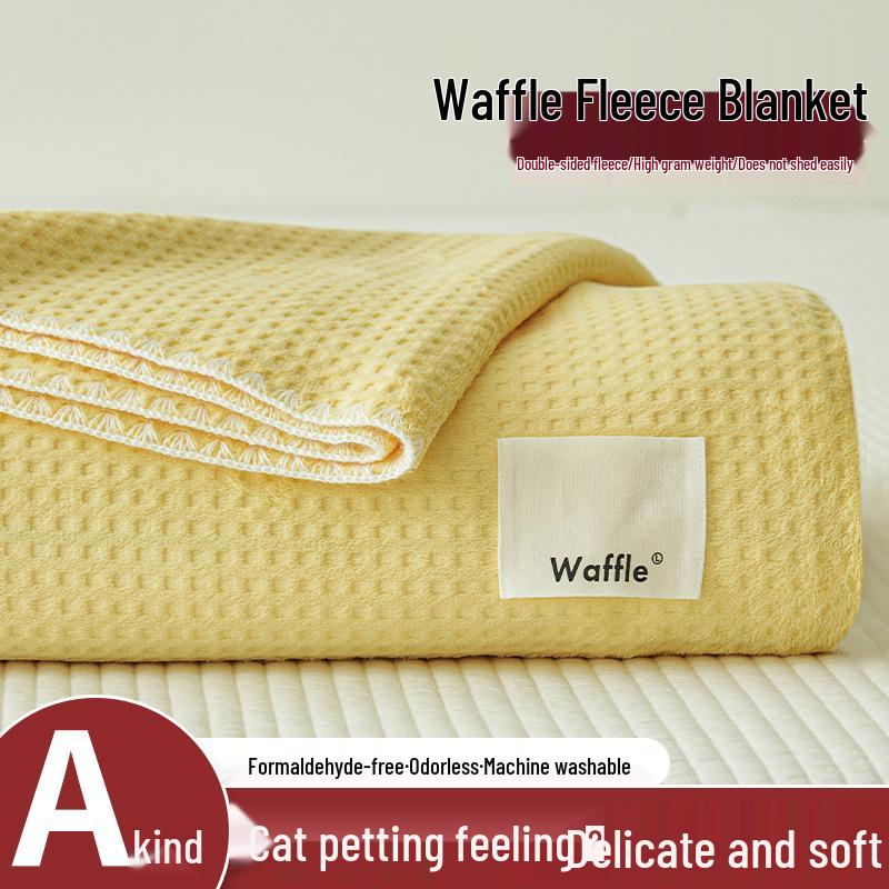 Thickened Coral Fleece Winter Blanket - Warm Office Nap Shawl for Sofa or Bed