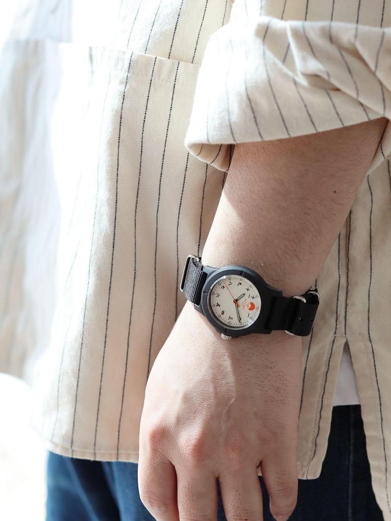 BEAMS Japan Original Watch Kanji Numerals Mt. Fuji Design Quartz Limited Ed.