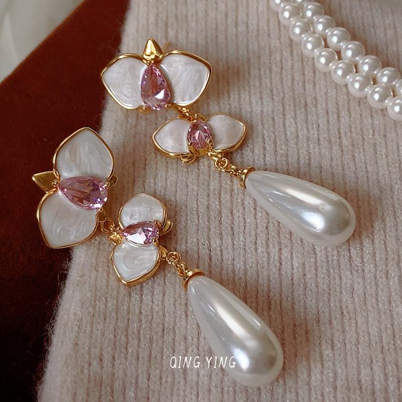 

Fashion Earrings For Women Ladies