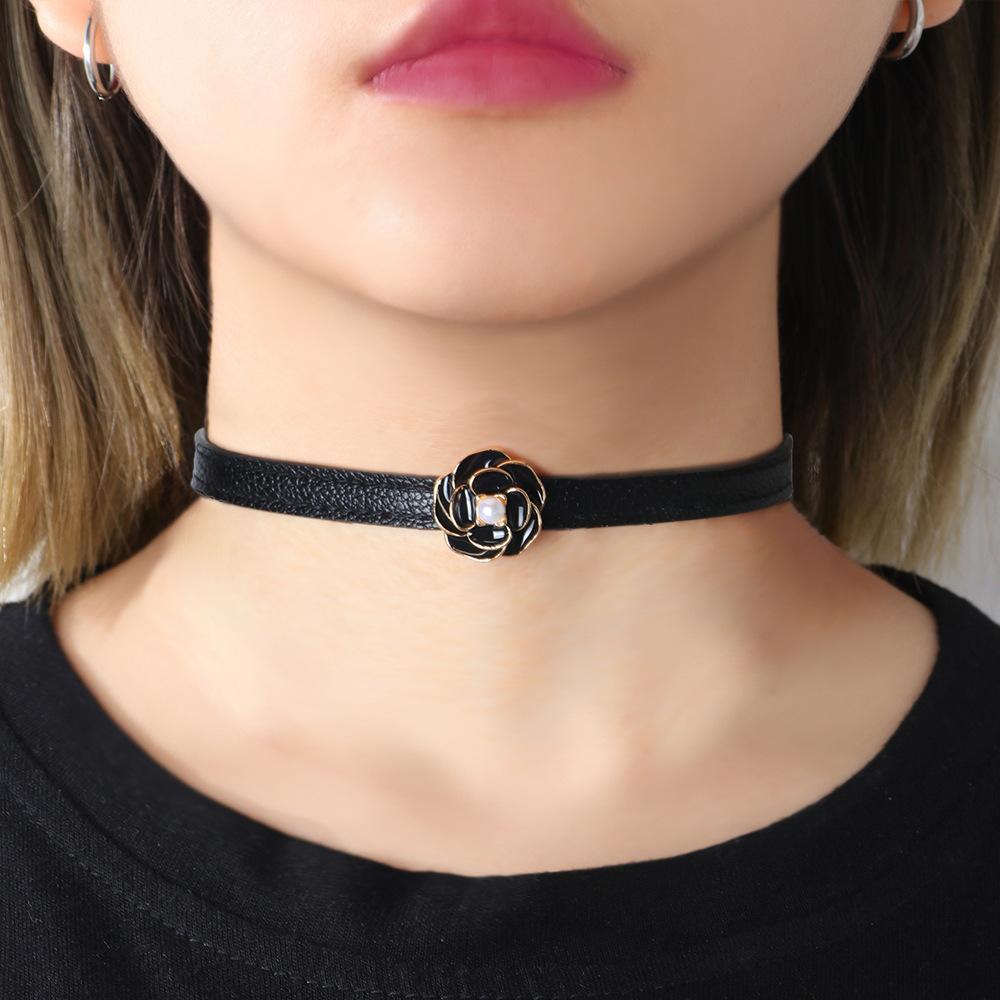 Solid Color Simple Fashion High Sense Collar Neck