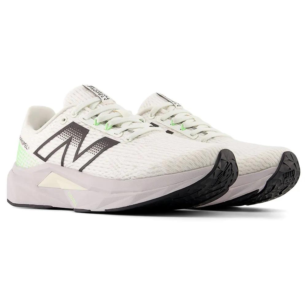 New Balance Fuelcell Propelv5 Running Shoes