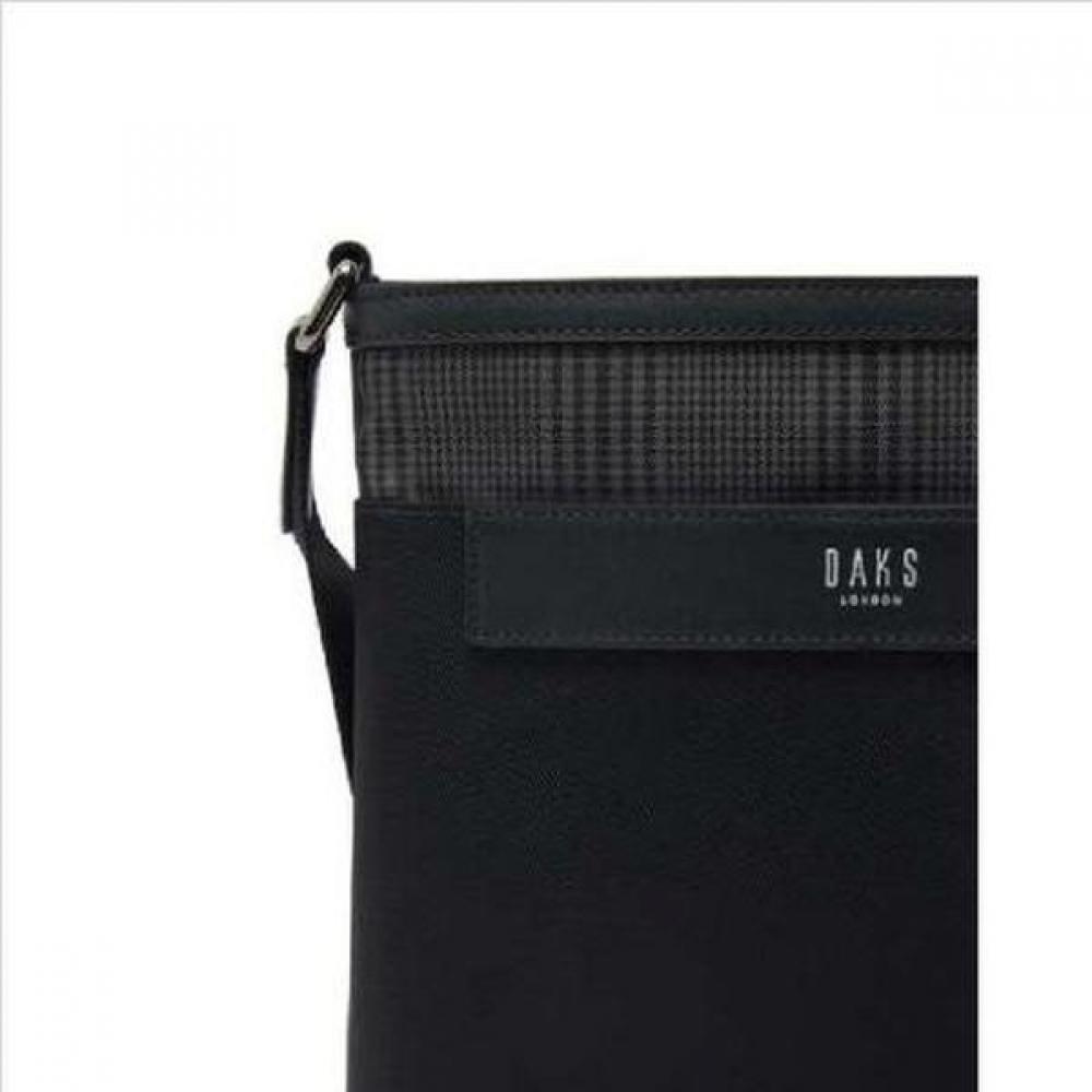 Daks Black Check Patch Crossbody Bag Dbba2e332bk