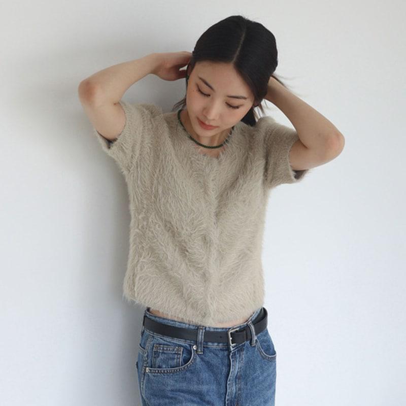 Modernlike 14k Gold Green Quartz Crystal Heart Earrings